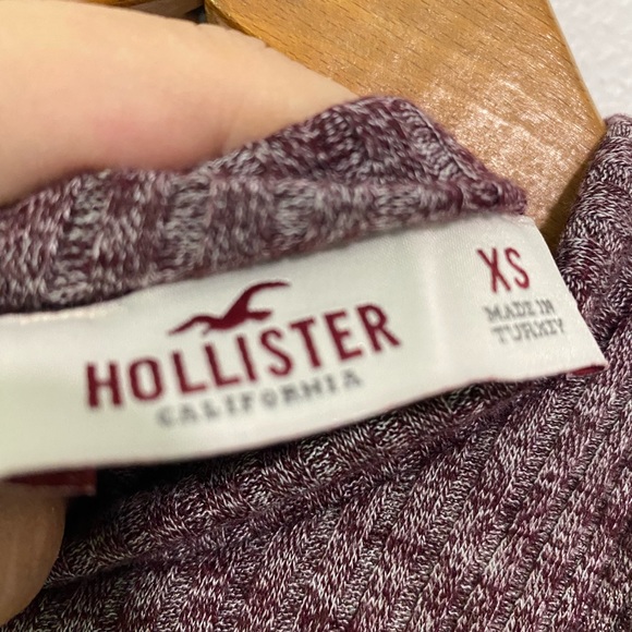 Hollister Detailed Tank SZ XS - Picture 2 of 3